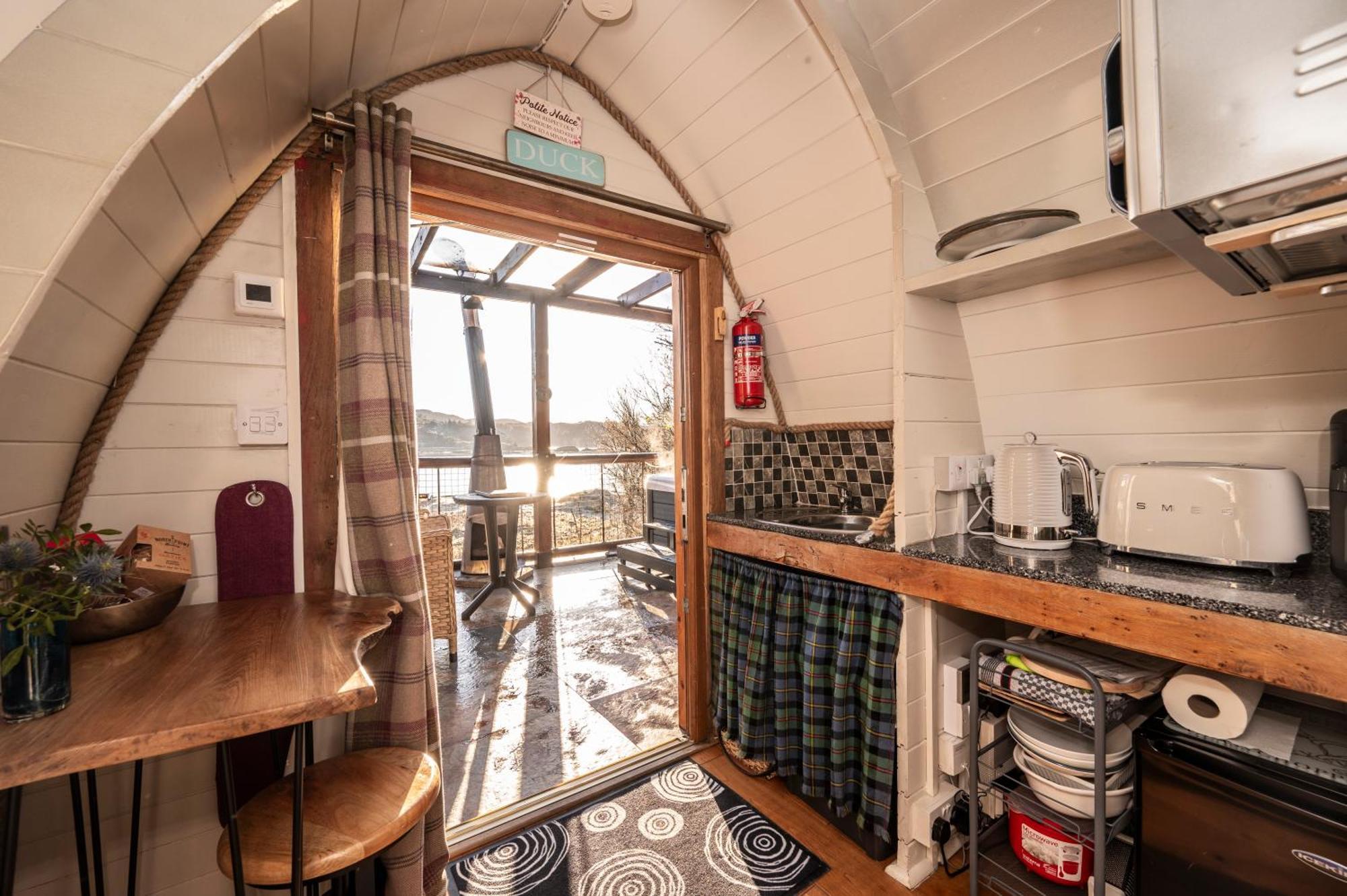 Hotel Mountview Pod Lochinver Exterior foto